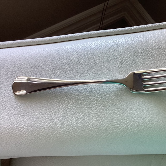 Birks Regency Silverplate YORK Luncheon fork. - Picture 4 of 4